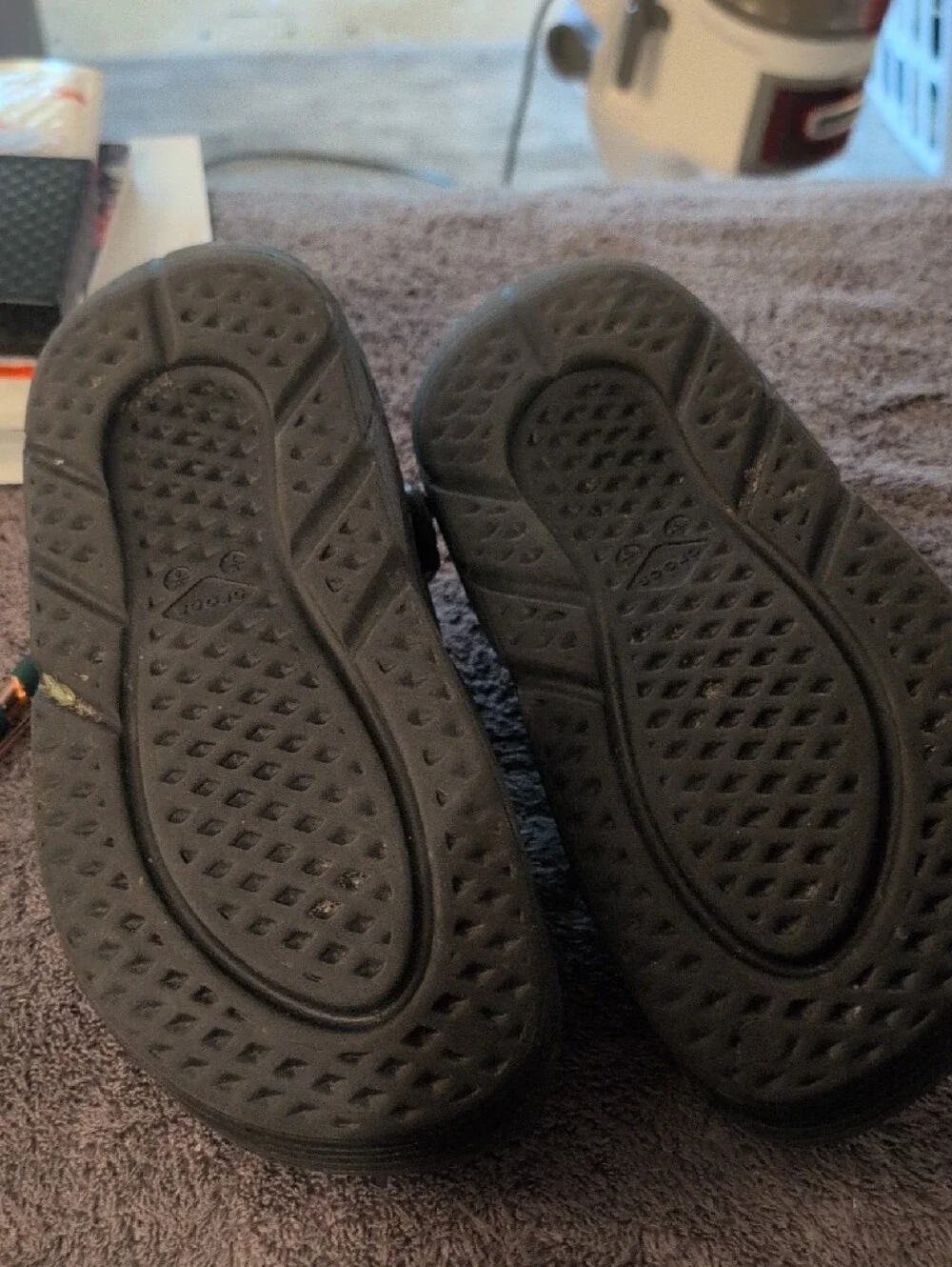 CROCS Men’s Black Classic Clog Sandals with Heel Strap